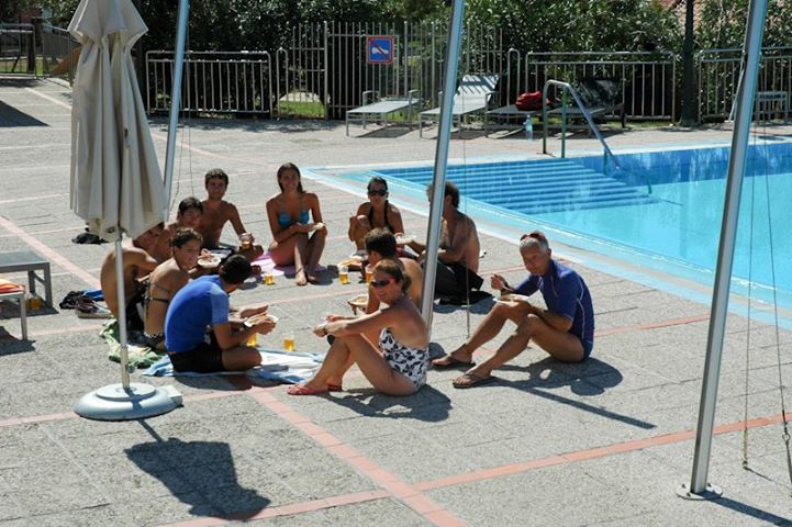 Beer by pool.jpg